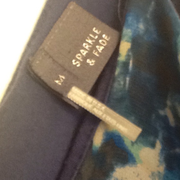 Blue crop top - Picture 2 of 2