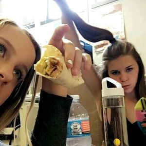 Meet your Posher, Nicole