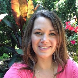 Meet your Posher, April