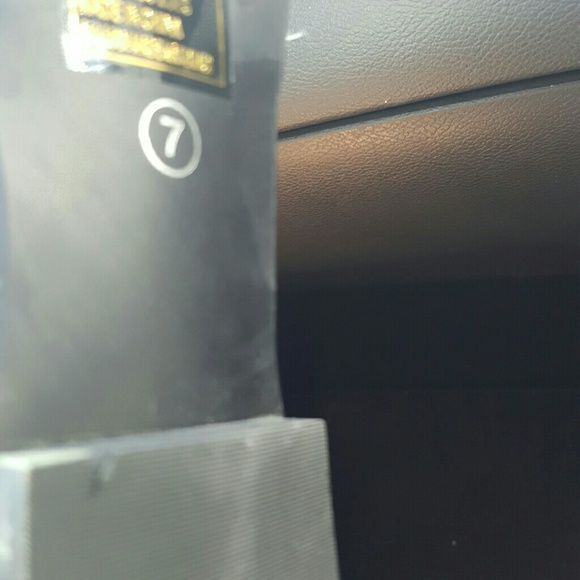 Sandals - Picture 4 of 4