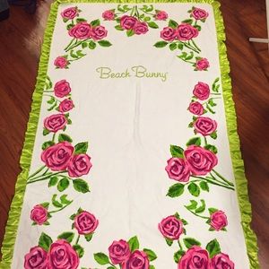 Rare beach bunny rose towel