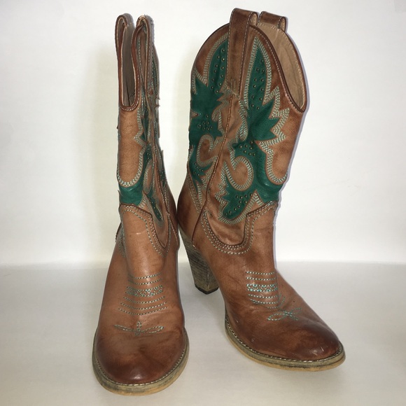 Turquoise and Tan Cowgirl Boots