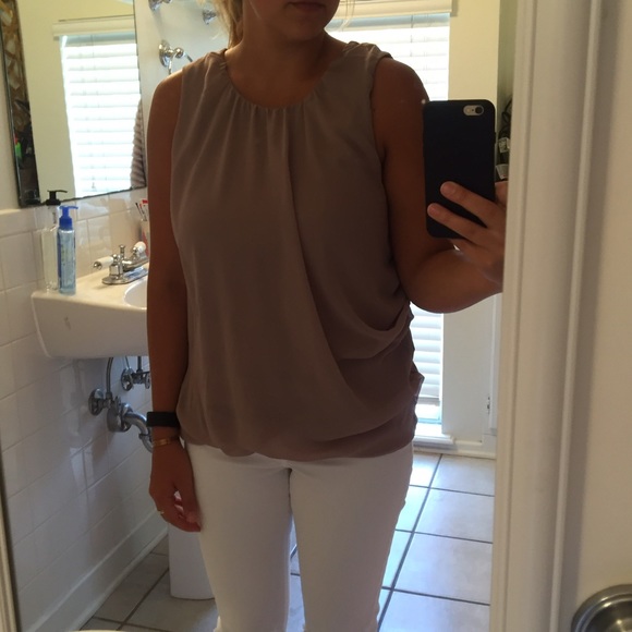 Light brown top - Picture 2 of 3