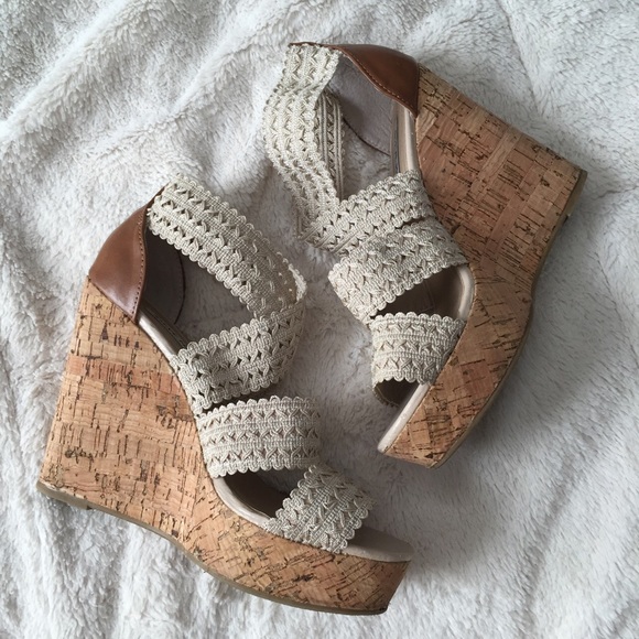 Steve Madden Wedges
