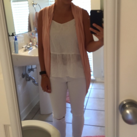 Peach vest - Picture 3 of 4