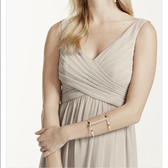 DAVID'S BRIDAL bridesmaid dress. - Picture 3 of 5