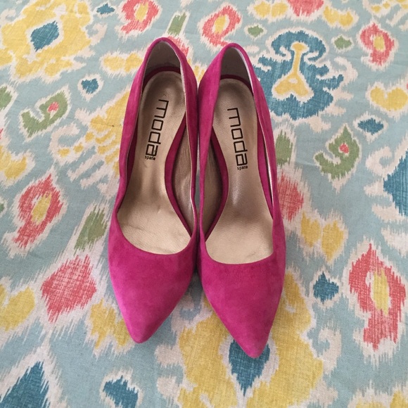 SUPER CUTE HEELS!!