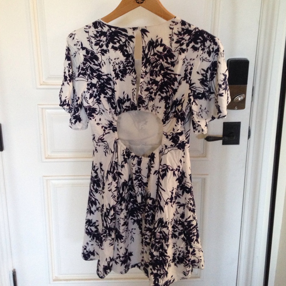 ❌❌❌NWOT forever 21 dress - Picture 3 of 5