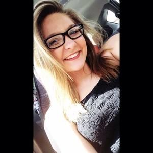 Meet your Posher, Cora