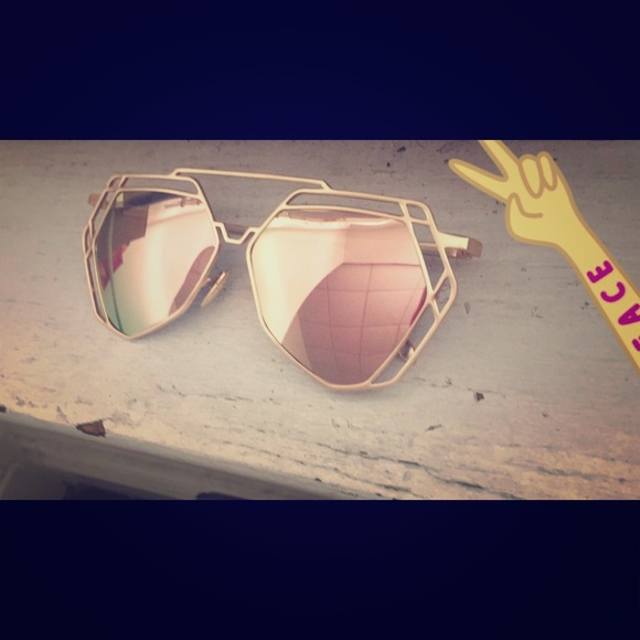 Sunnies 😎