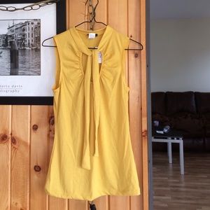 Tie neck yellow tank top