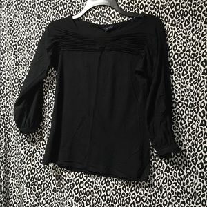 Adorable black Gap 3/4 sleeve tee