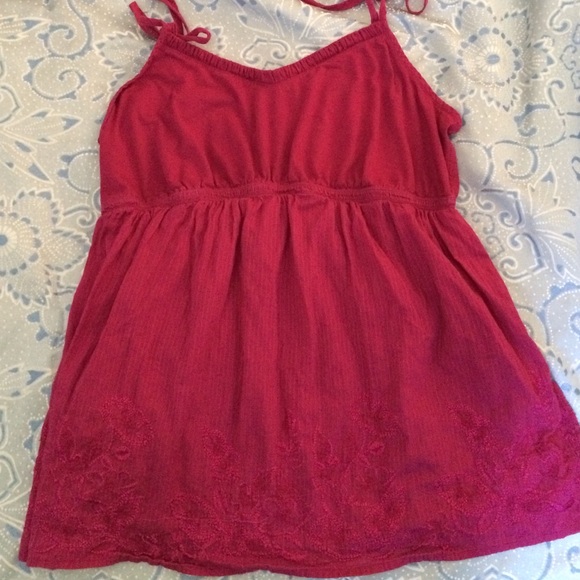 Maroon Tank