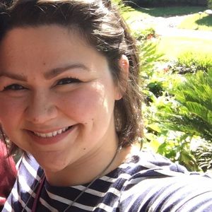 Meet your Posher, Stephy