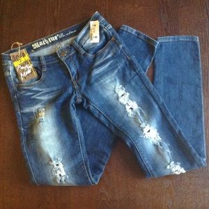 NWT. Machine Jeans