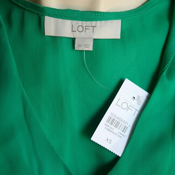 NWT LOFT BLOUSE - Picture 2 of 3