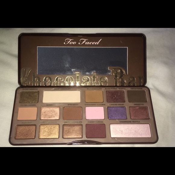 Too Faced Chocolate Bar Palette 💕