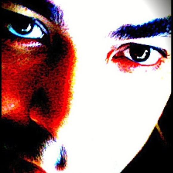 Meet your Posher, Carlos - Picture 1 of 1