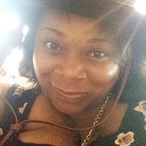 Meet your Posher, Kenyatta