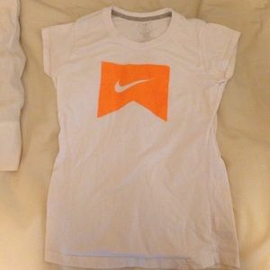 Nike youth t-shirt