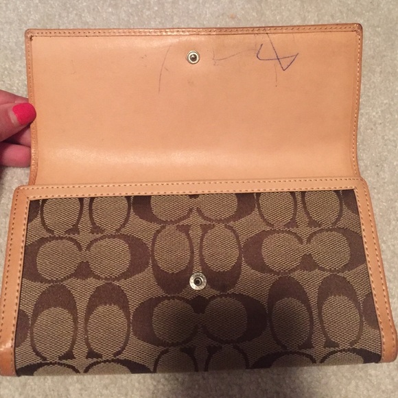 Tan/beige Classic Signature Coach wallet - Picture 4 of 4