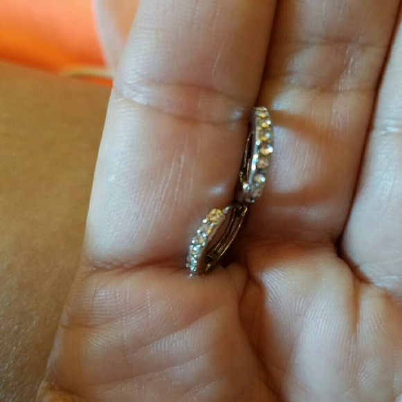 🌠NIB Genuine Stamped Silver Small Hoop Earrings🌠