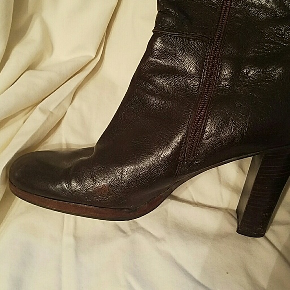 Boots - Picture 3 of 3