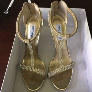 Sexy Steve  Madden heels