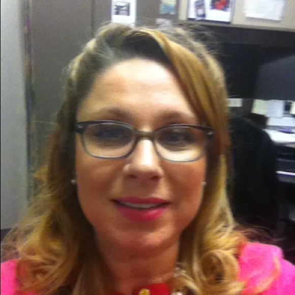 Meet your Posher, Connie - Picture 2 of 3