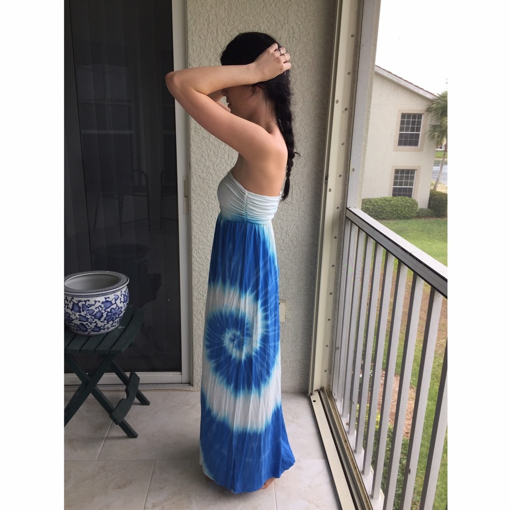 Francesca's Triumph Tie Dye Maxi Dress