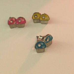 Cupcake stud earrings