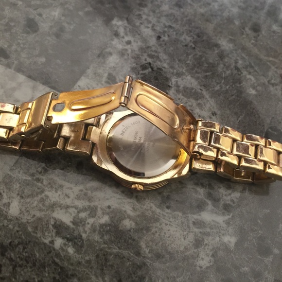 Womens gold fashion watch main image 4