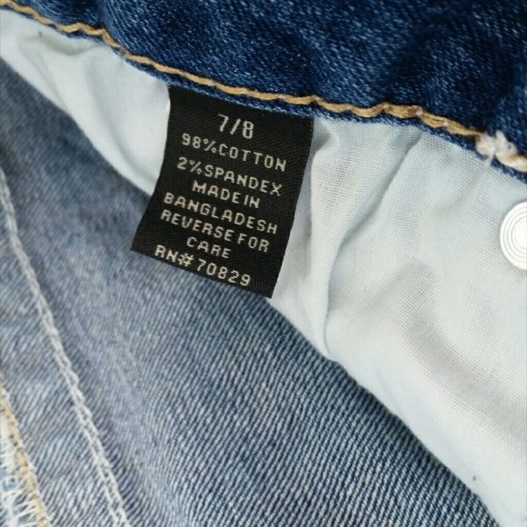 Shorts - Picture 3 of 3
