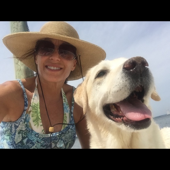 Meet your Posher, Alison - Picture 2 of 4