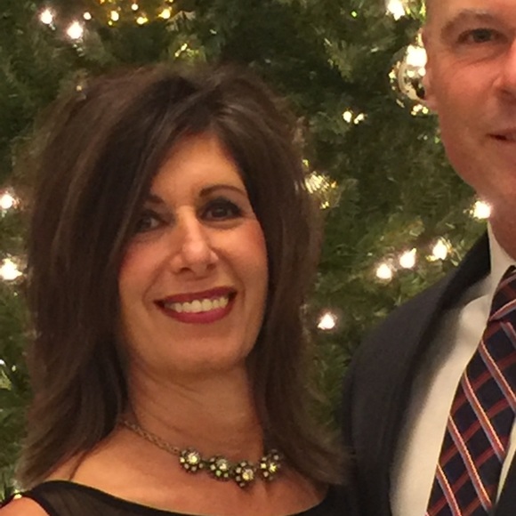 Meet your Posher, Mary Ellen - Picture 2 of 2