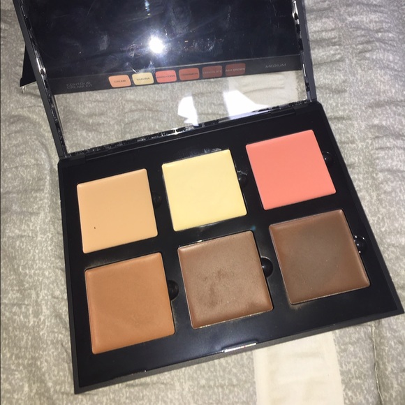 Anastasia Beverly Hills Other - Anastasia Cream Contour Kit
