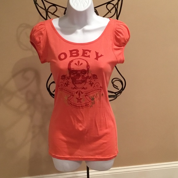OBEY TEE SHIRT