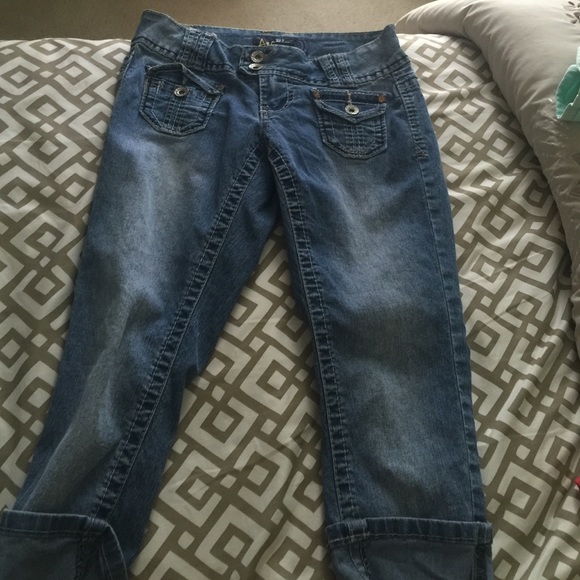 Capris - Picture 1 of 2