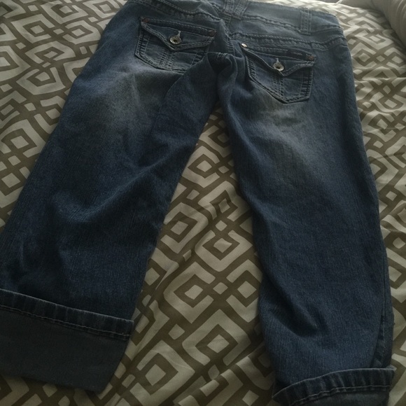 Capris - Picture 2 of 2