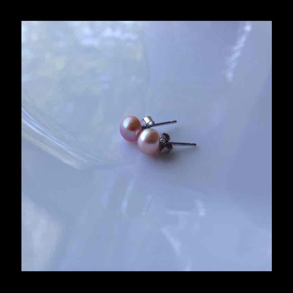 AAAA Quality Fresh Water Pearl Earrings - Picture 2 of 3
