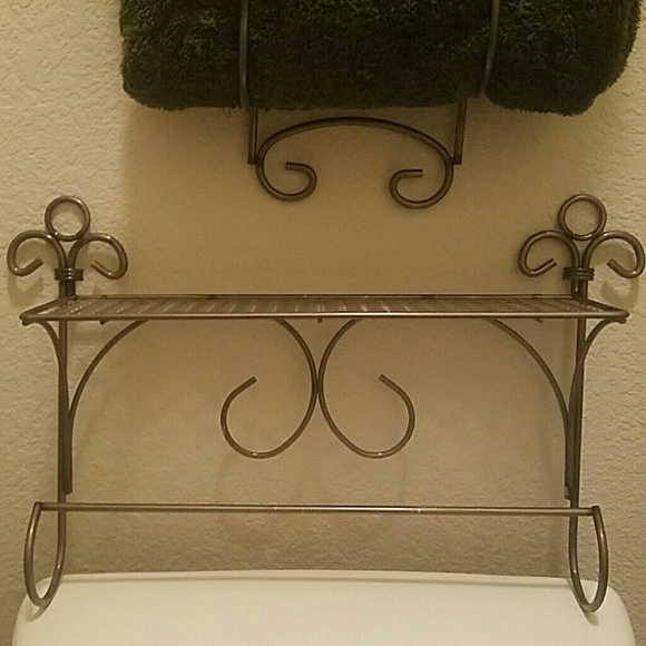 Home Interiors metal towel holder with shelf