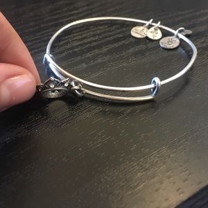 Alex & Ani "Queen's Crown" expandable bracelet