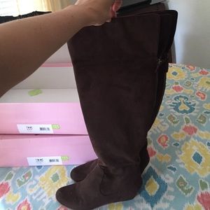 Prepare for Fall with these WIDE CALF BOOTS