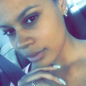 Meet your Posher, Brandy