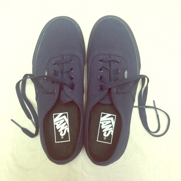 Navy Blue Vans size 5.5 mens/7 womens NWOT