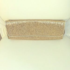 Metallic clutch