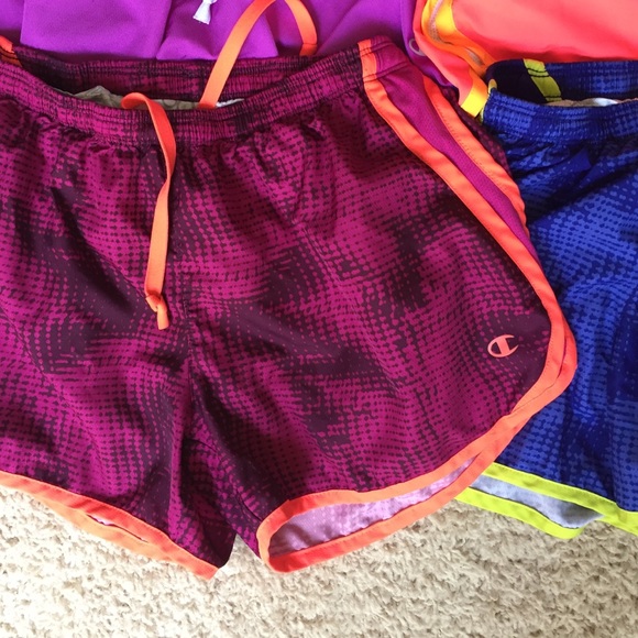 Champion running workout shorts - Picture 2 of 4