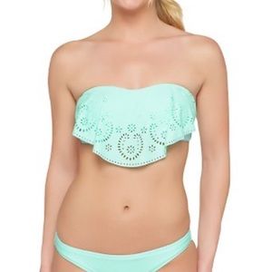 Beautiful mint bathing suit!💥💥