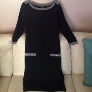 Knit dress.