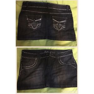 short dark jean skirt